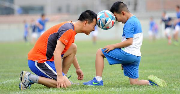 Motivos para apoiar sua filha a jogar futebol